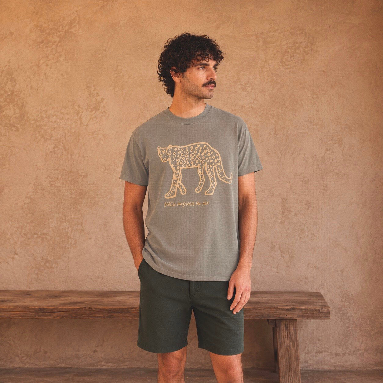 Tee-shirt kaki Panthère velours beige